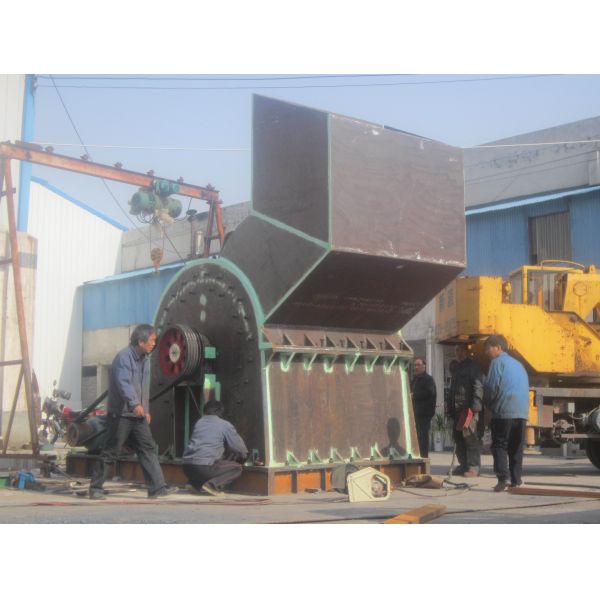 Heavy Hammer Crusher with High Manganese Steel Hammer Heads and Discharge Size ≤50mm for Stationary or Mobile Installation