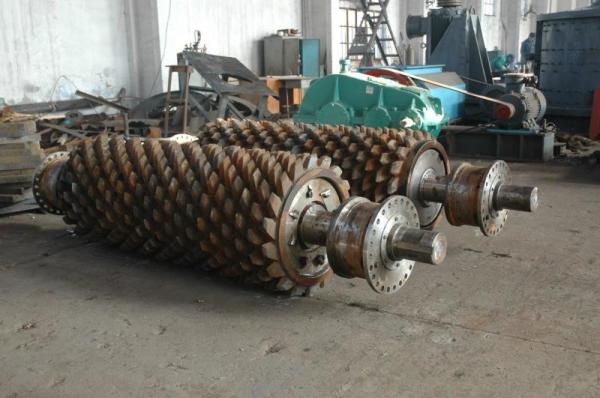 Double Roll Mobile Tooth Roller Stone Crusher Machine And Coal Mine Tooth Roller Crusher