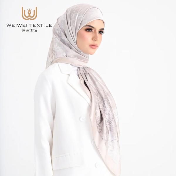 2025 New-Design Crepe Satin Muslim Shawl Fashion Ethnic Hijab Print Scarf for Women Traditional Scarves Shawls