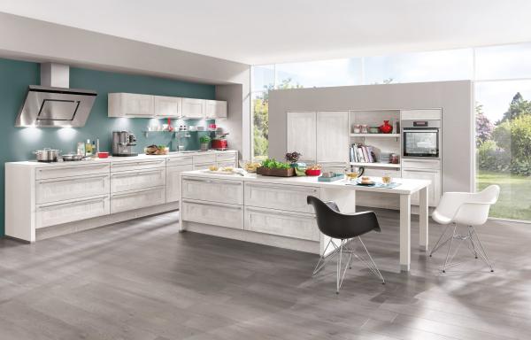 Estilo europeu contemporâneo dos armários de cozinha da madeira maciça de Blum HPDL para a casa da quinta