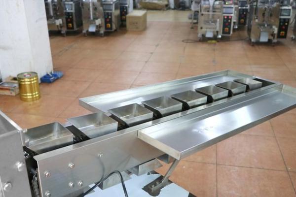 Automatic Stainless Steel cashew nut packing machine capsule packaging machine vertical form fill seal machine