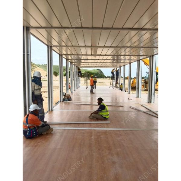 Fireproof Prefabricated Site Office Modular 20 Ft Flat Pack Containers For Construction Sites
