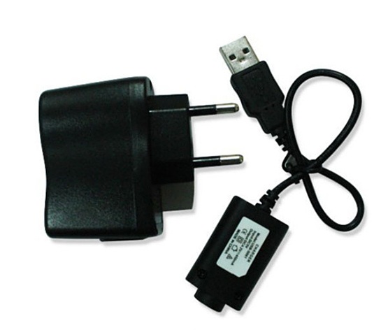 USB charger for electronic cigarette