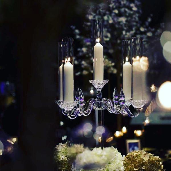 5 bras Pièce de verre cristallin Candelabre tube Pièces centrales Décoration d'événement 110CM