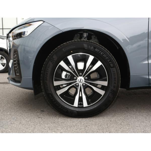 Volvo XC60 2023 B5 4WD Zhiyuan Luxury Version 5 мест SUV Luxury New