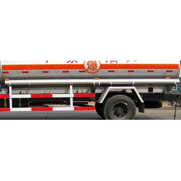 Axle load 6000/10000 Oil Tanker Truck 13 Cubic Meters , Chemical Tanker Truck
