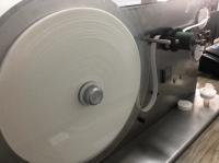 Machine à enrouler le ruban à longueur d'alimentation réglable pour produits en acier inoxydable