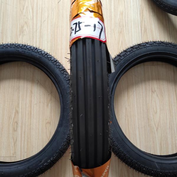 Maxxis 2.75-17 Motorcycle Tires with 6 PR Ply Rating and 40% Rubber Content