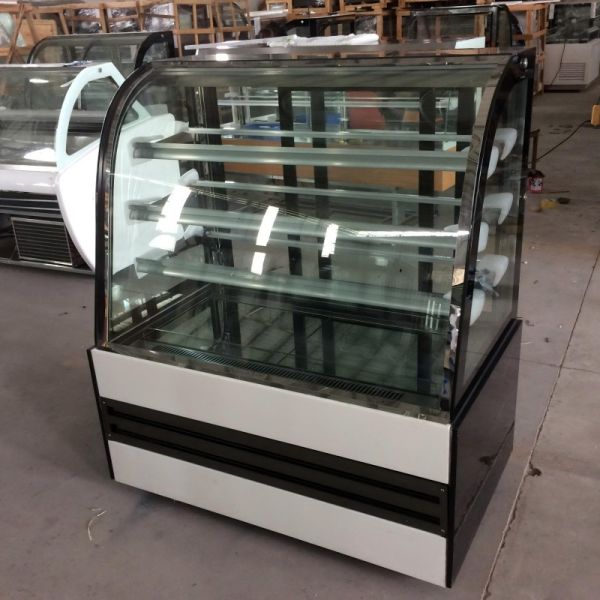 Refrigerated Cake Display Fridge Cabinet Air Cooled 3 Shelves