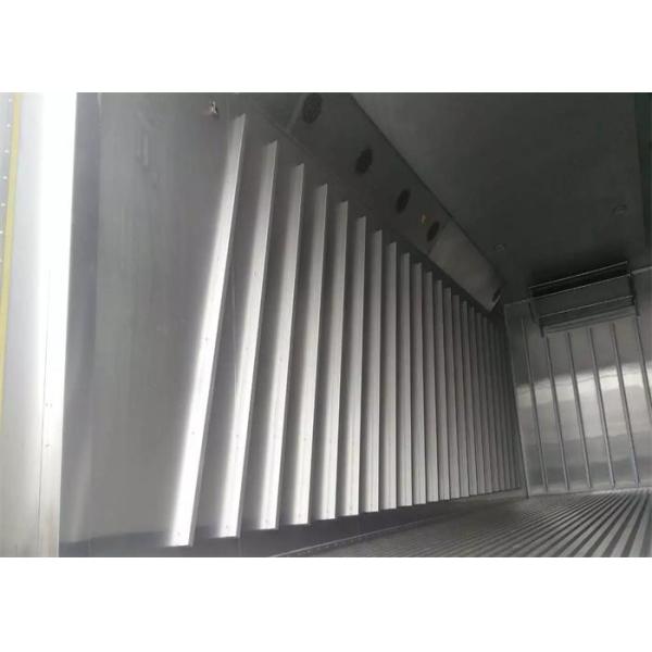 Тележка Рефригератед рекламой СИНОТРУК ХОВО евро 4 двигателя ЧЕЛОВЕКА 20 до 25 КБМ немецкое