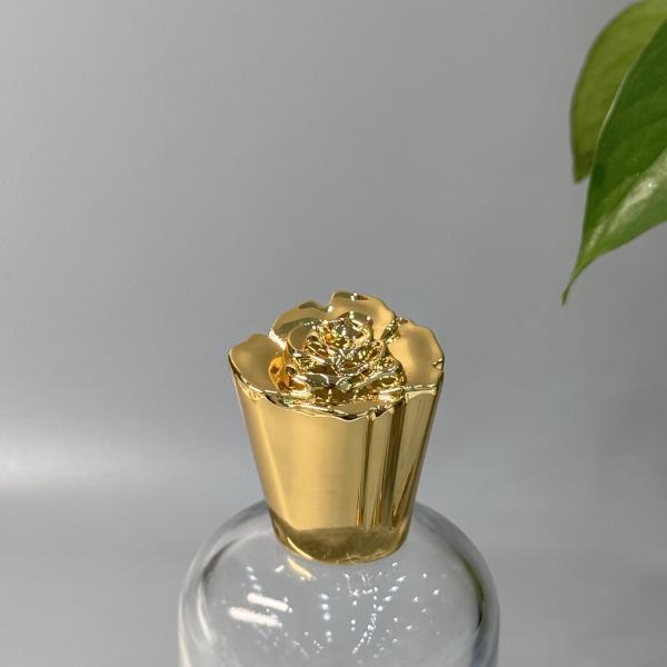 Enhance Your Fragrance Presentation with Our Zinc Alloy Metal Perfume Caps Customizable Design and Durable Material