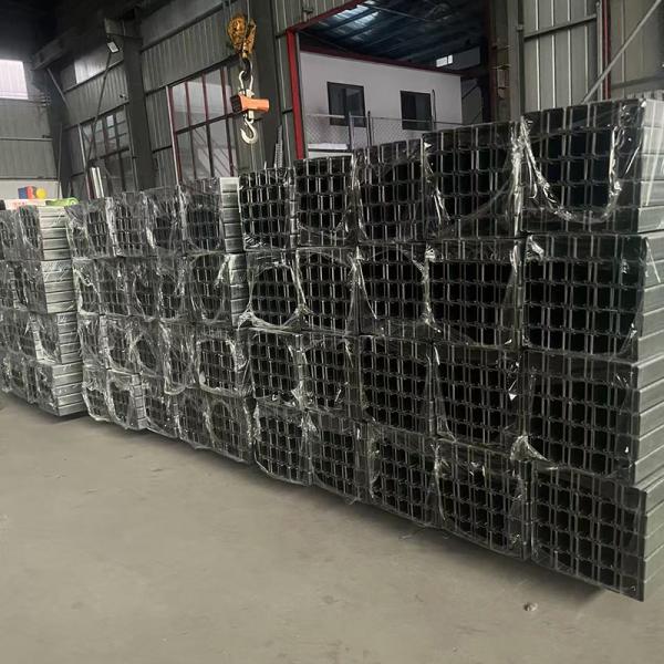 50-300mm Carbon Steel C Profile Metal Strut Channel Support Construction Steel Channels