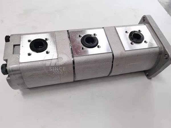 Cast Iron Excavator Spare Parts Kubota UU40 15T Silver 3 Stage Gear Pump