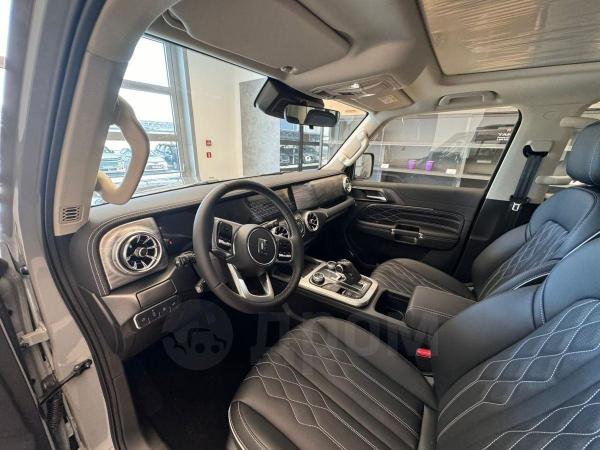 Tank 300 2023 2.0T Challenger Version Compact SUV 2.0T 227HP L4 Engine