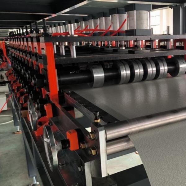 Línea automática de puertas de garaje seccionales de PU