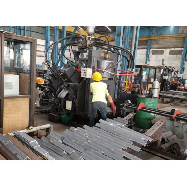 3 CNC Axes Angle Steel Punching Shearing Machine 28000*6500*2200mm Dimension Single Blade Cutting