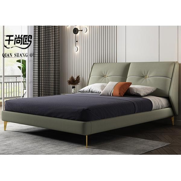 Double Oversized Upholstered Bed , Cushioned Platform Bed With Pillows
