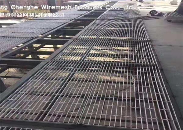 Galvanized Heavy Duty Steel Grating for Structural Components and Metal Work