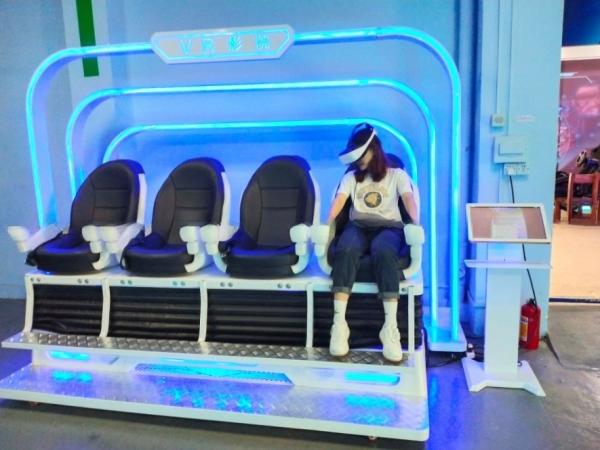 Commercial 9d Vr Cinema 4 Seats 380V Electric For VR Theme Park