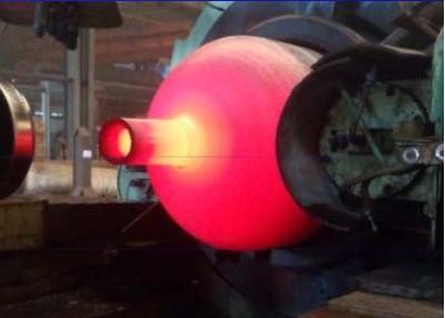 Cylindrical Shape CNG Gas Cylinder Larger Volume For Compressed Natural Gas Storage