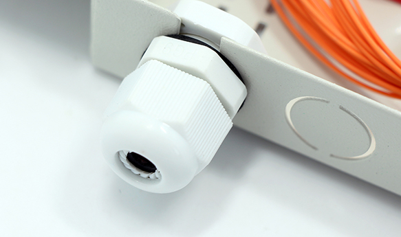 4 Cores Wall Mount Fiber Terminal Box -FTBM104A For FTTH Cabling Point