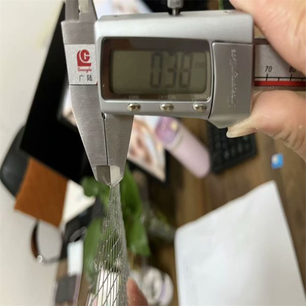 Anti-Rust Wear-Resistant Expanded Metal Mesh for Highway Guardrail Reinforcement