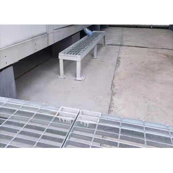 Hot Dipped 30 X 3mm Galvanized Steel Grating Silver Color