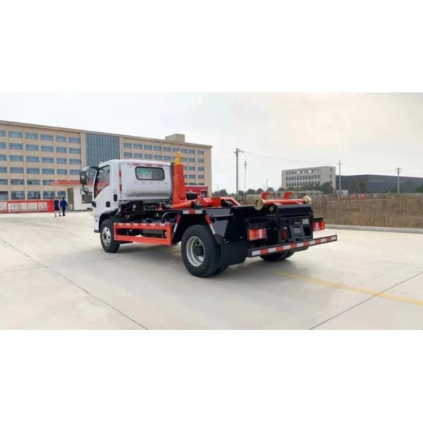 4*2 Lift Hook Swing Arm Garbage Transport Compactor Truck in 5620mm*2100mm*2300mm Dimensions