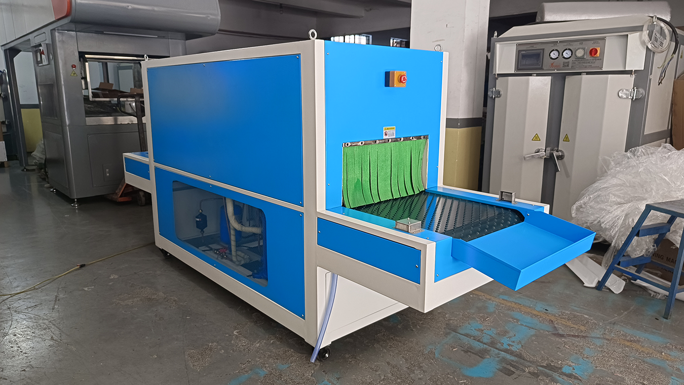Fully Automatic High Efficiency PVC Belt Feeding Chiller Machine Sneaker Sport Shoe Children Shoe Chilling Shaping Colling Machine