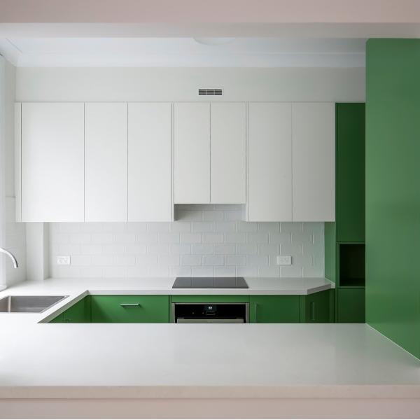 Melamine Wood White Green Kitchen Cabinet Wood Grain Matched Cabinets