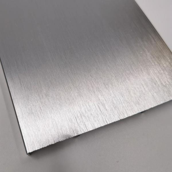 Квадрата золота профилей 6000 серий штранг-прессования алюминиевого декоративного среднего алюминиевые