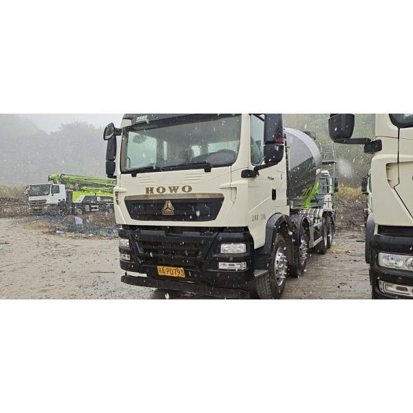 Тележка конкретного смесителя ZLJ5310GJBHTE использовала 17970 Kg с шасси HOWO меньше пробега