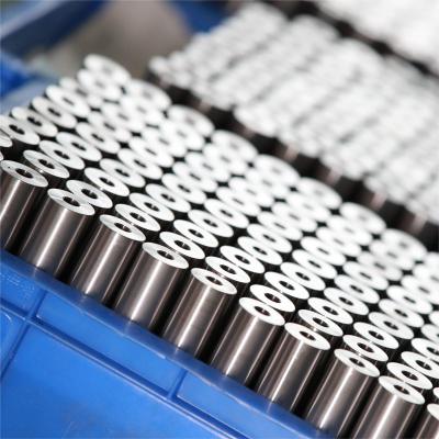Fournisseur d'usinage CNC s355 Ra 0.4 Pièces de tour CNC en acier pour automobile avec traitement au zinc jaune