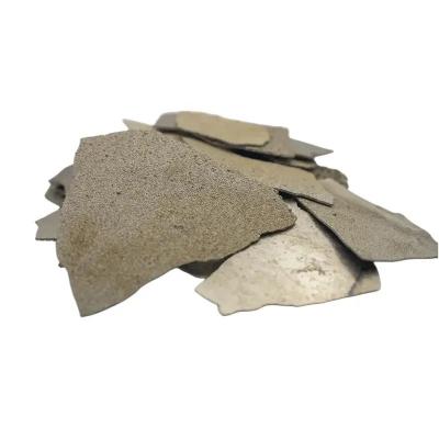 Tailles personnalisées Flocons de manganèse électrolytique pur Mn 99,95% pour additifs métallurgiques