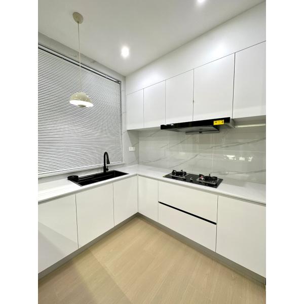 Modern U-Shape Kitchen With Small Island Shaker Cabinets Custom Kitchen Cabinet