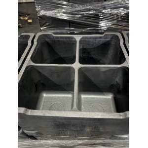 Low Thermalconductivity oxidation resistant graphite sagger CVD providing high