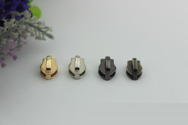Wholesale high quality clothing accessories zinc alloy various color metal 5# nylon zipper slider