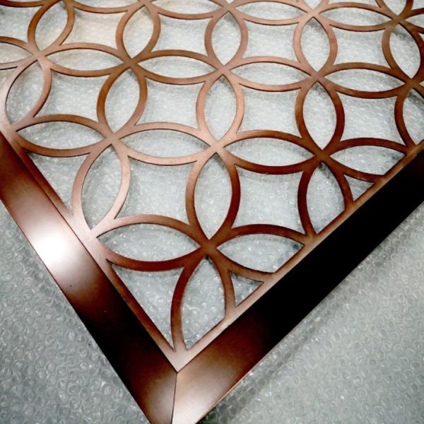 Передвижной лазер отрезал домашнюю декоративную панель гриля выставки рассекателей комнаты