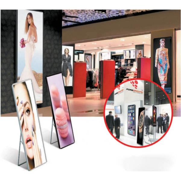 Плакат Smd1515 СИД P1.25 крытый RGB портативный стоя с высоким определением