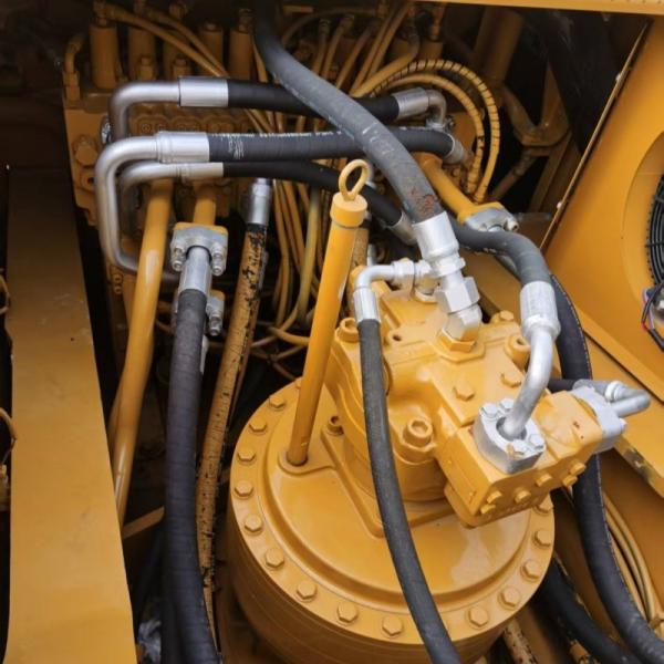 Excavatrice hydraulique sur chenilles Caterpillar 36 tonnes, machine fiable