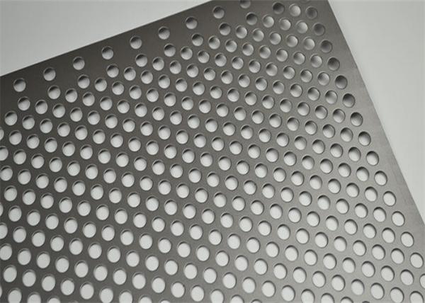 Furo redondo perfurado Corten 5mm Mesh Panels, passos de escada perfurados de Mesh Bunnings For Walkway Or