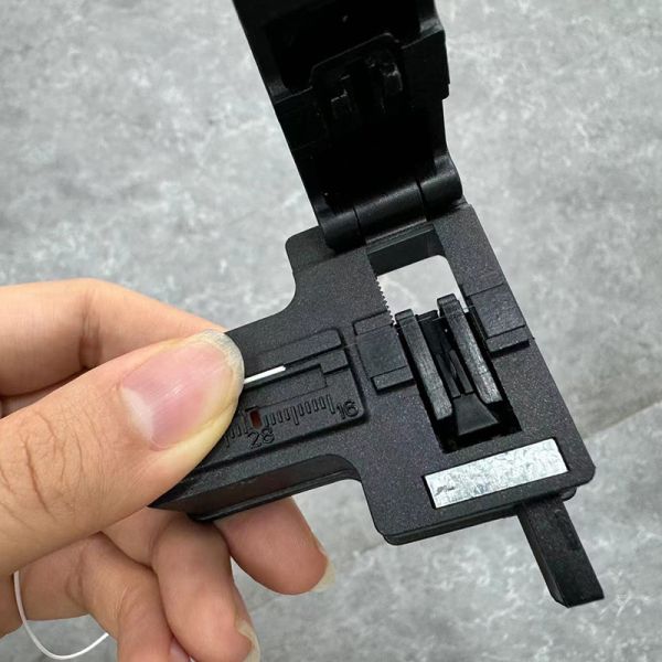 FONGKO FTTH Cold Joint Fiber Optic Equipment Fiber Optic Cleaver