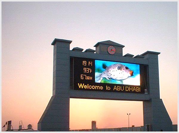 P4 High Brightness Outdoor Full Color LED Die-Cast Aluminum Three Years Warranty