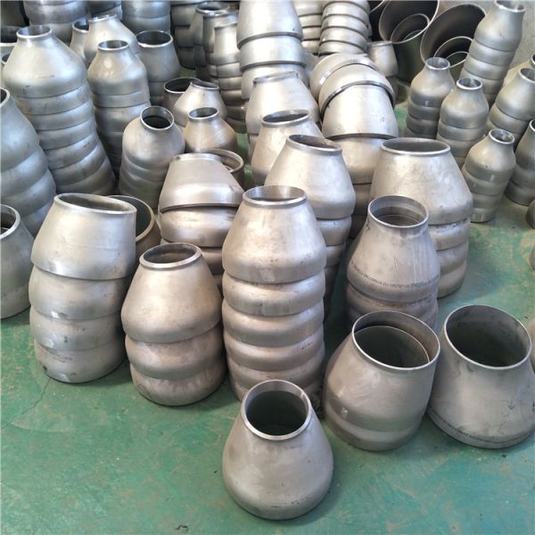 Maintains Pipe Alignment Prevents Air Accumulation Butt Weld Eccentric Reducer ASME B16.9