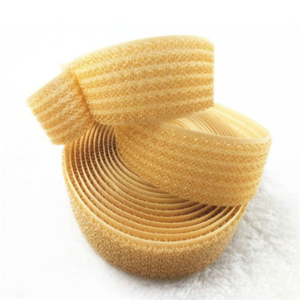 Двойник клейкой ленты встал на сторону, управление кабеля крена желтого цвета