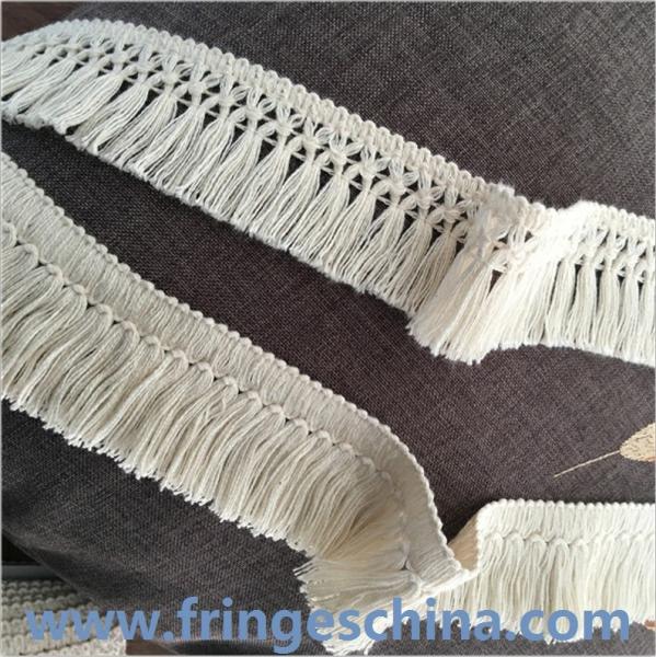 Hot selling handmade colorful hanging ball lace cotton trimmings tassels fringes for home decoration