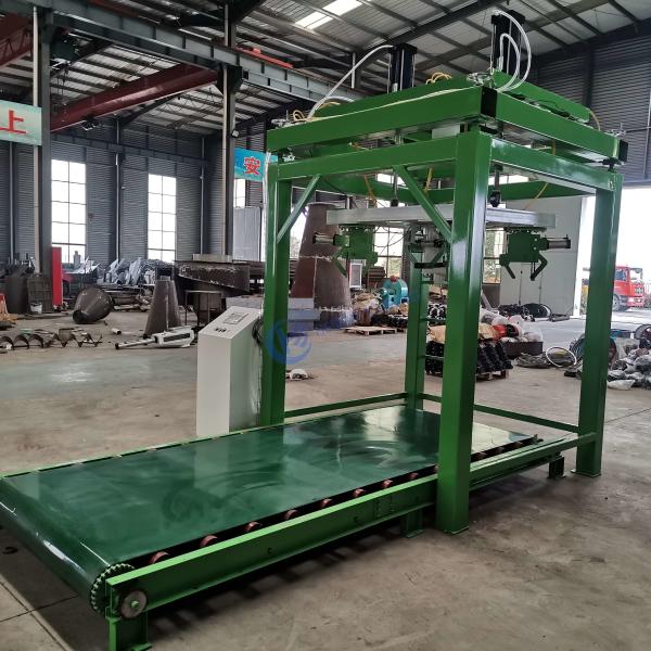 PLC Controlled Granular Packaging Machine with ±0.25g Accuracy and 380V Customizable Motor