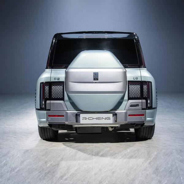 Luxury EV BYD U8 Byd U9 Byd Yangwang U8 Max Torque 1280N·M High Power  880kw Mileage Over 1000km Ev Gas Hybrid Off-Road