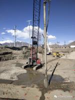Pile Driver Machine Compaction du sable Colonne de pierre Amélioration du sol profond Vibroflot d'alimentation supérieure