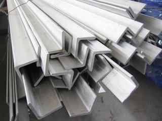 Hot Rolled High Strength Galvanized Steel Angle For Building Materials , SS Angle Bar
